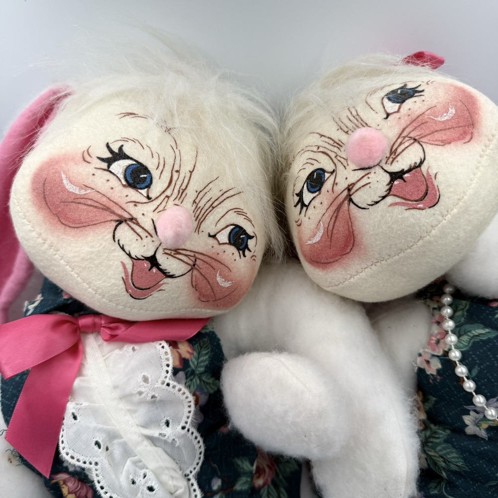 Vintage Annalee Mobility Dolls Bunny Rabbit Couple Pair 18 Easter Plush - Picture 2 of 7